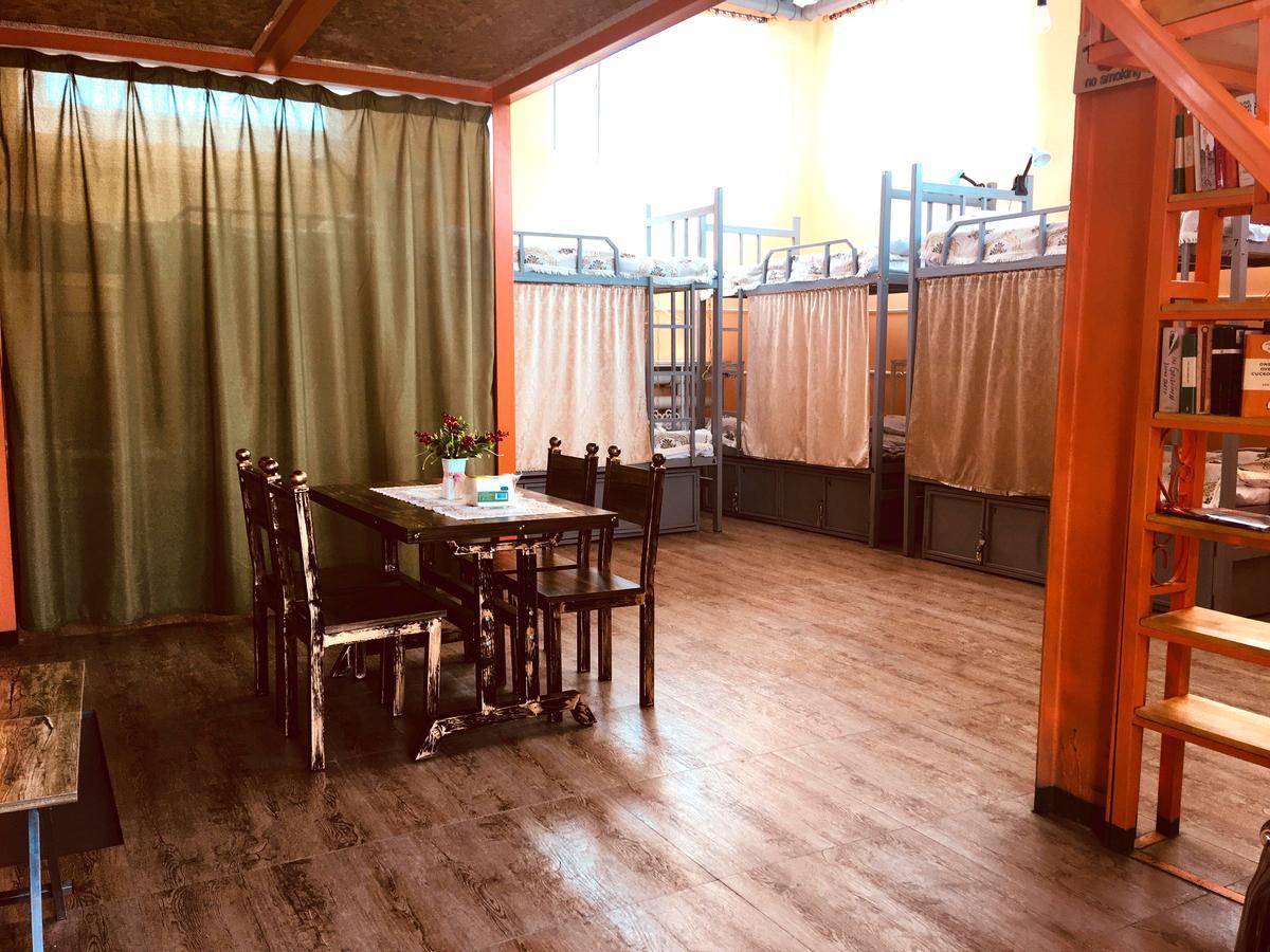 Danista Nomads Tour Hostel Oulan-Bator Extérieur photo